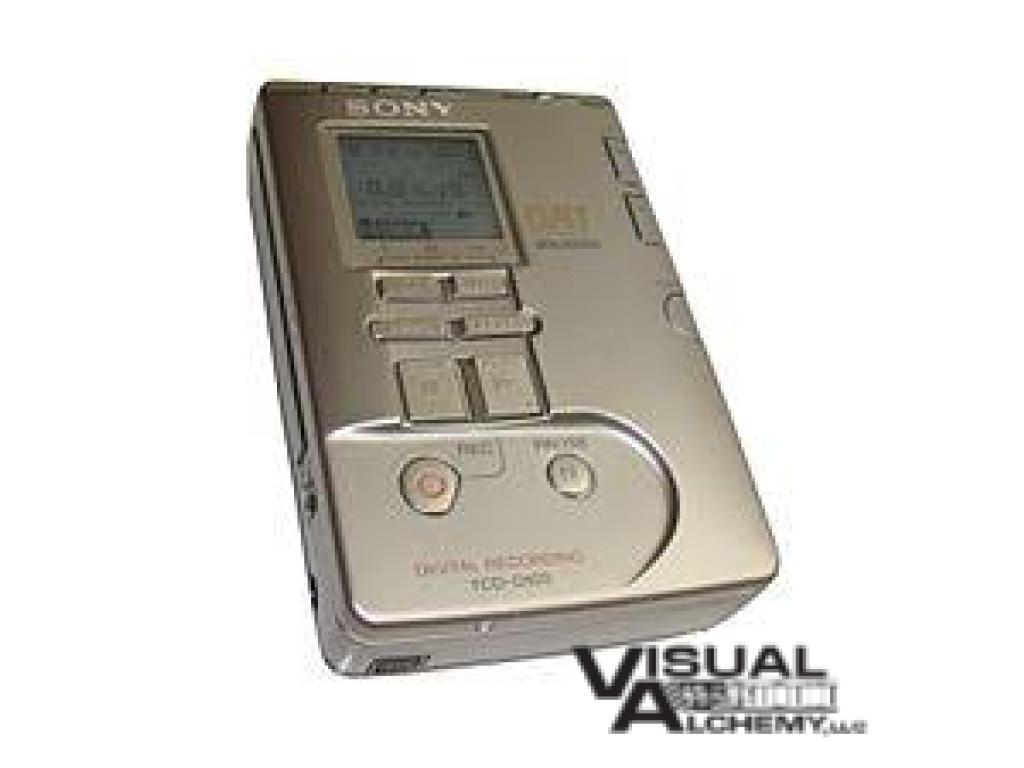 2001 Sony TCD-D100 DAT Recorder 26