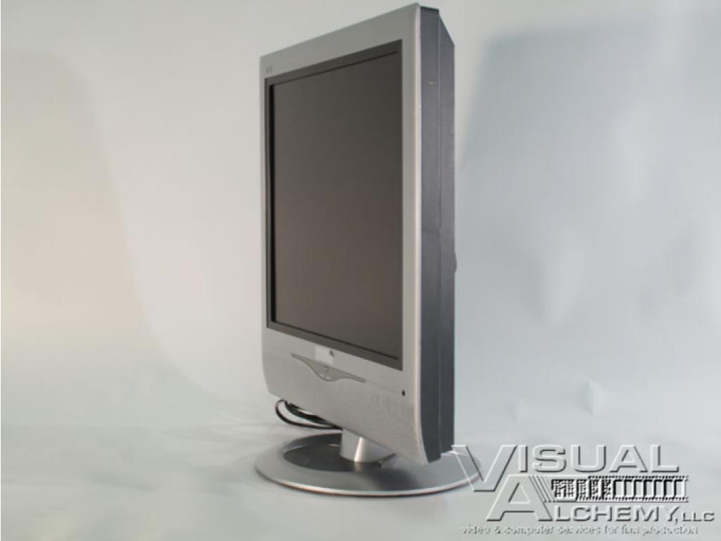 2004 20" Panasonic TC-20LA2 LCD 38