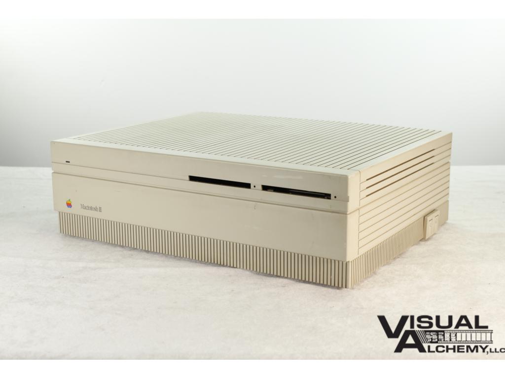 1987 Macintosh II M5000 Computer  12
