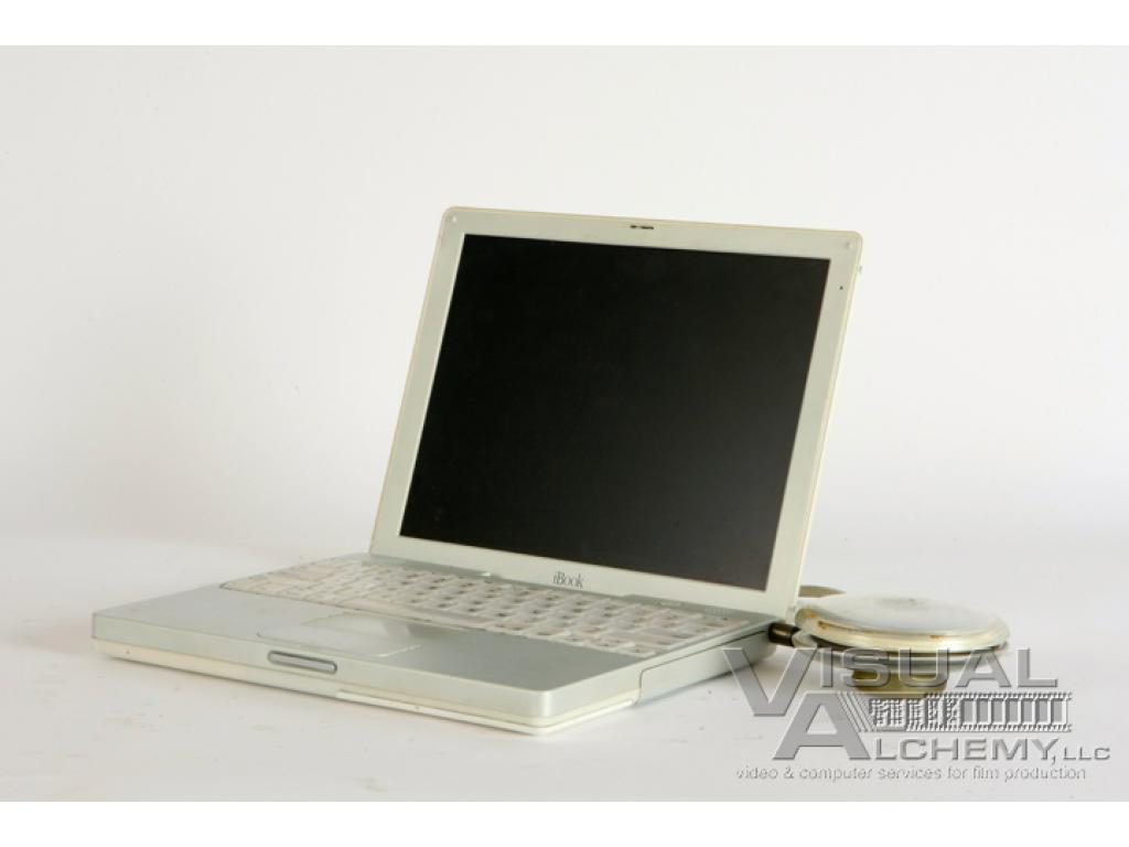 2001 12" Apple iBook (OS9.1) 121